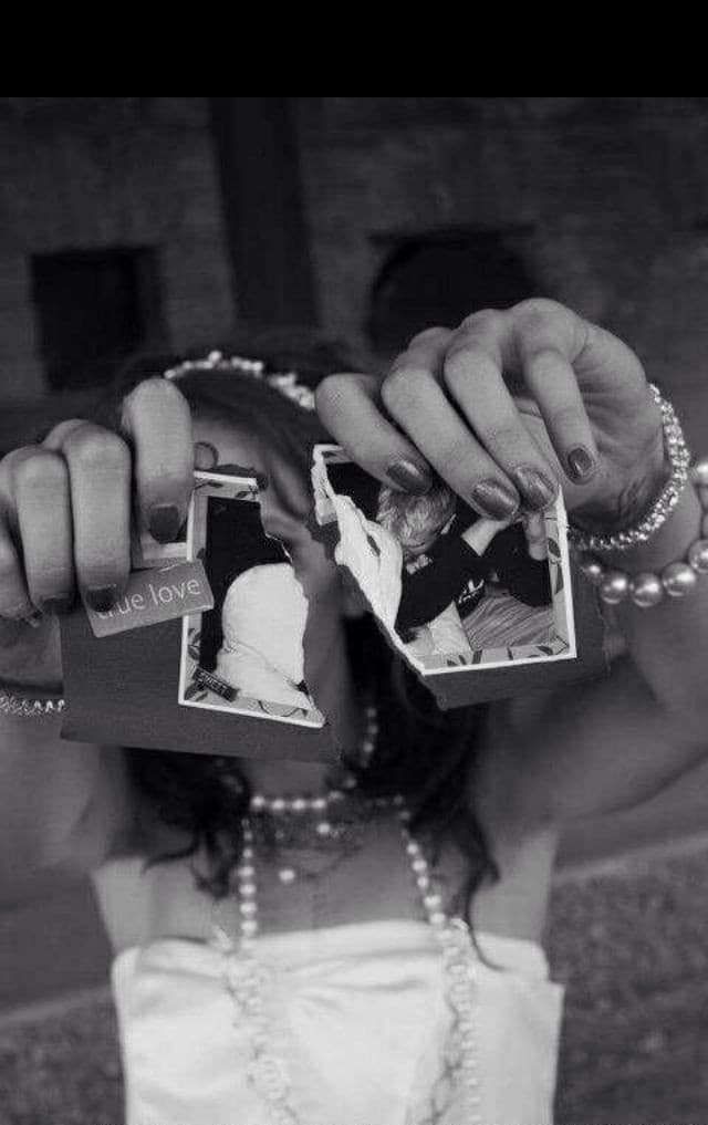 L’APRÈS — Une séance photo pour un nouveau chapitre. 